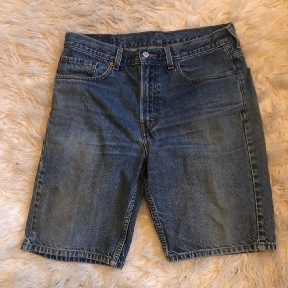 Levi’s 505 regular fit blue jean shorts sz W34